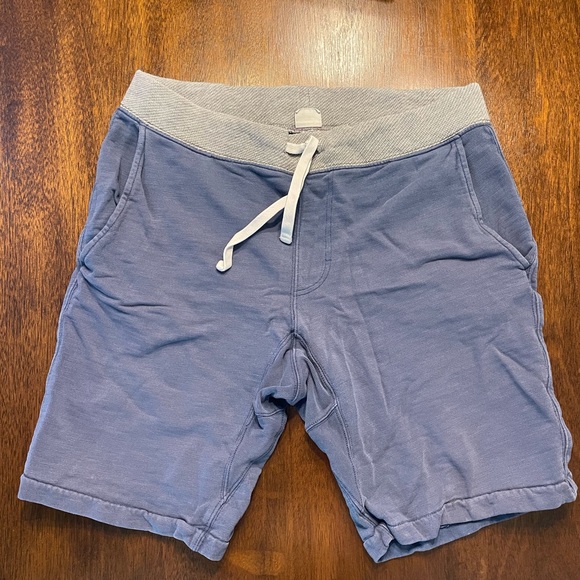 Gap Men’s shorts - Picture 1 of 2